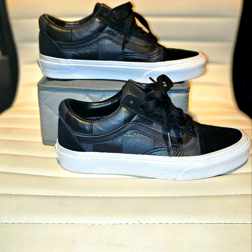 Vans Old Skool Leather Shoe Asphalt Black | Mens Sneakers